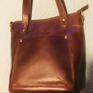 New leather tote